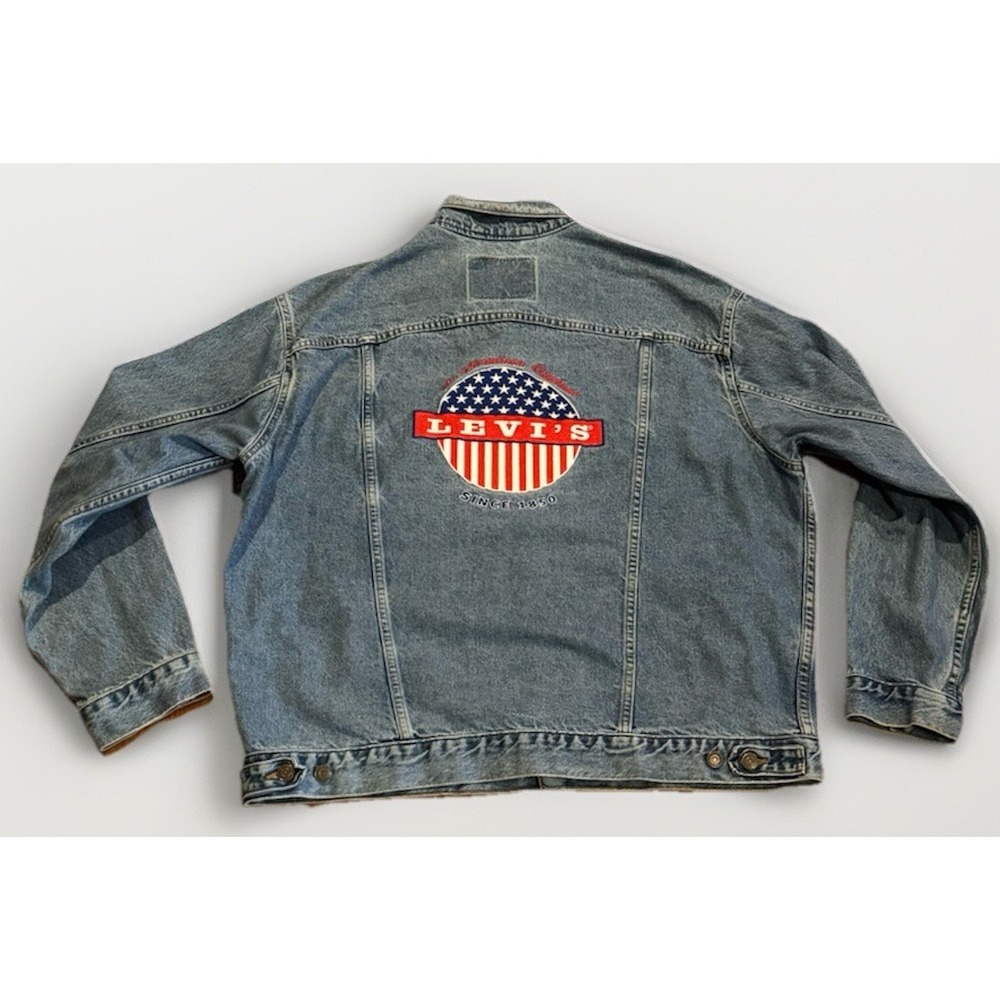 Vintage 90s Levi's Denim Jean Jacket 70507 Mens XL USA Made American Flag Rare